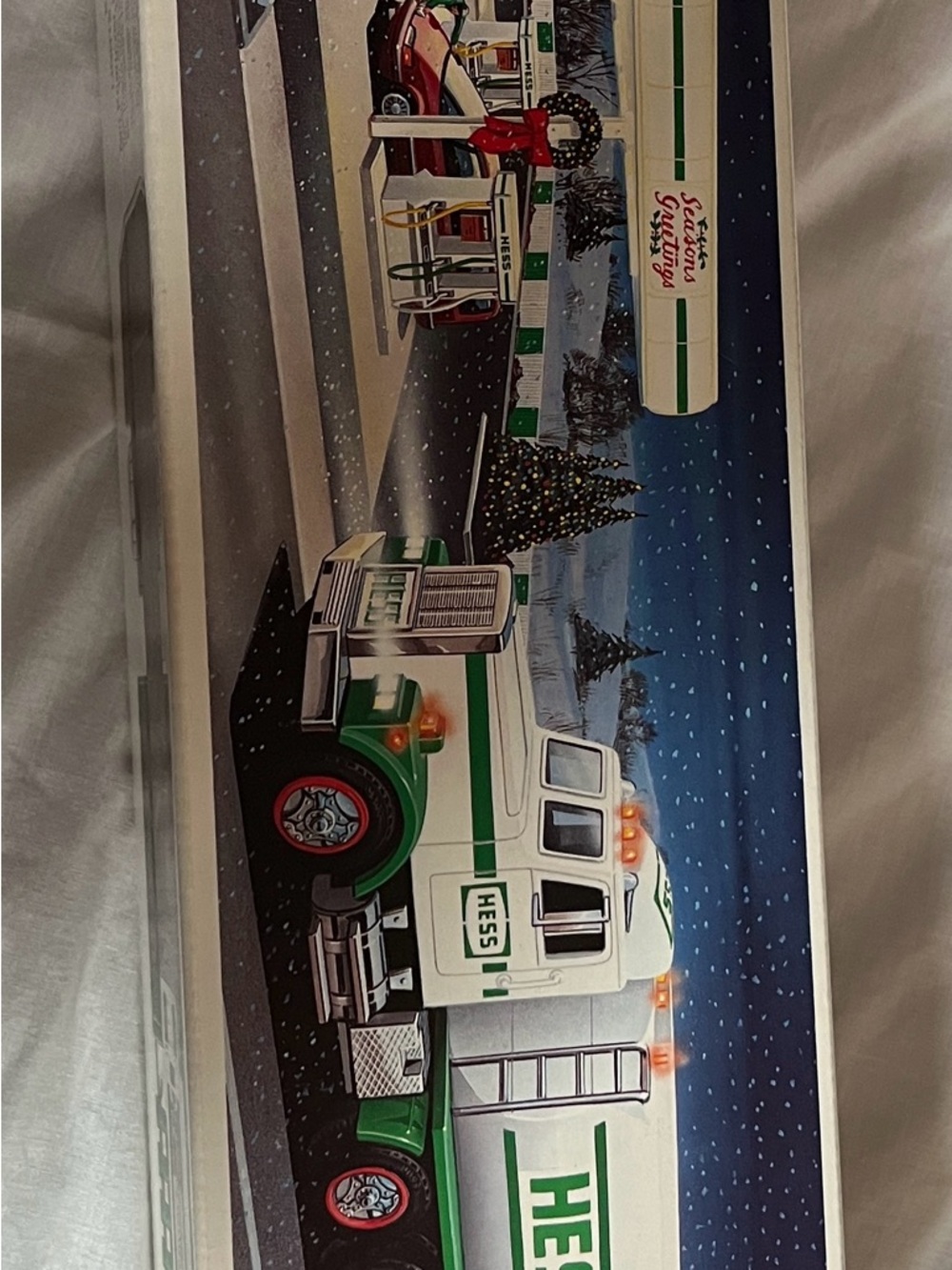 HESS Collector Tanker Truck - White & Green year 1990.
